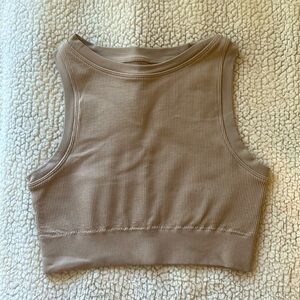 Women’s cropped tank top